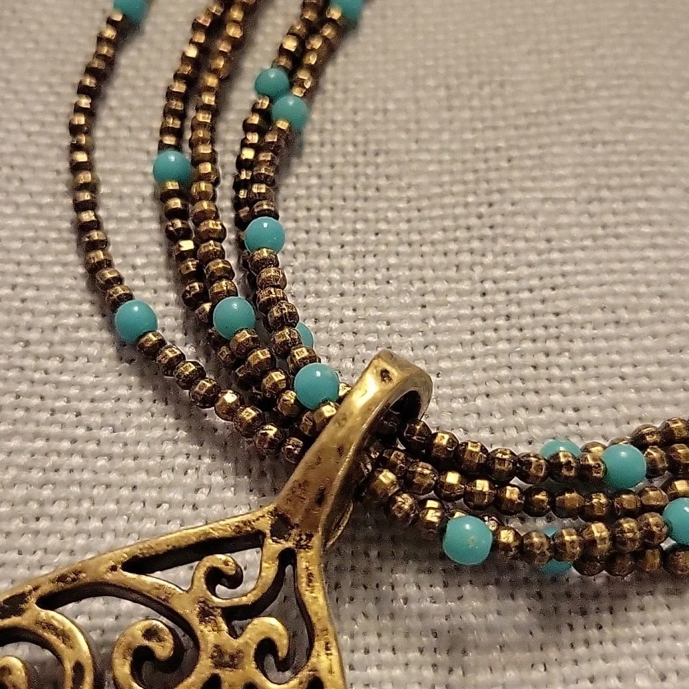 Premier Designs ST. TROPEZ Multi-strand Turquoise Necklace with Pendant - Picture 2 of 3